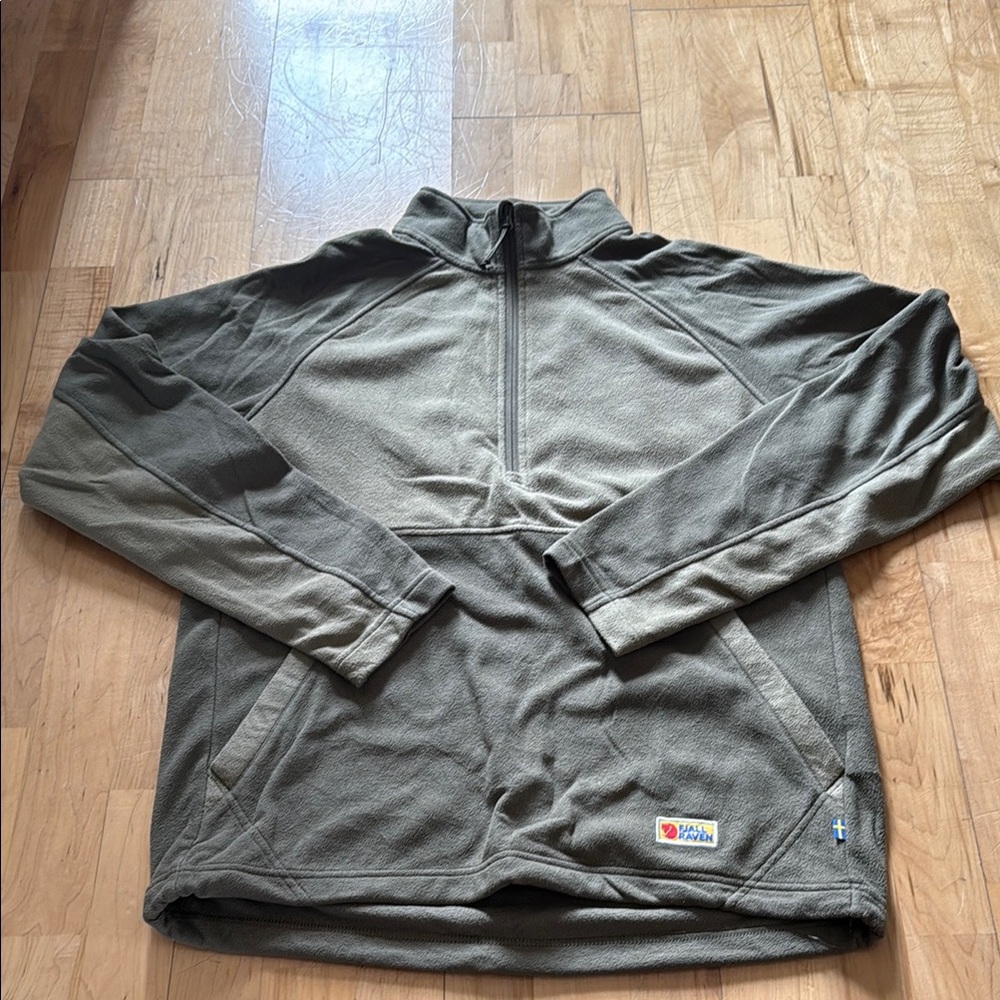Fjallraven men’s vardag lite fleece size small Olive Green Half-Zip Jacket